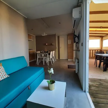 Tahiti Village La Grande Cote Saint-Palais-sur-Mer