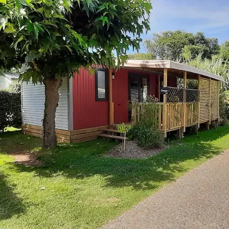 Tahiti Village La Grande Cote Kemping